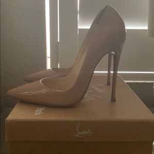 Christian Louboutin So Kate 120 Nude